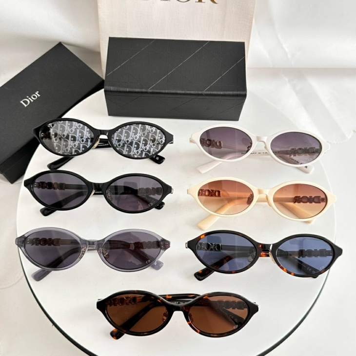 Picture of Dior Sunglasses _SKUfw77709957fw